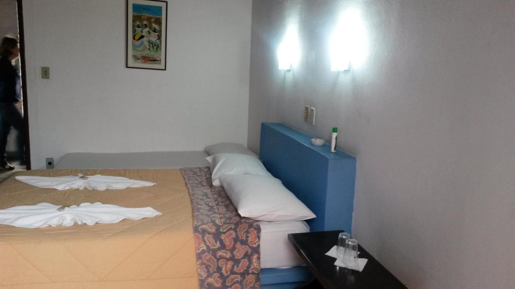 Pousada Da Costa Caraguatatuba Phòng bức ảnh